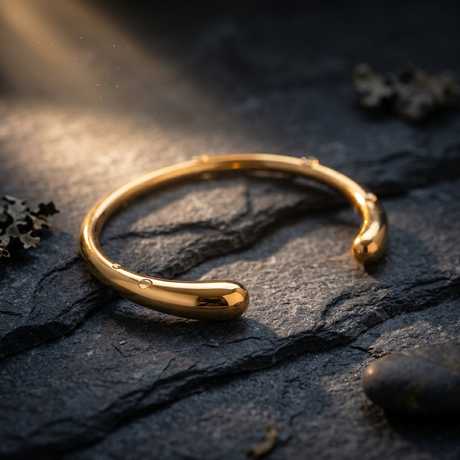 Aurora Cuff
