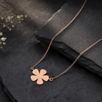 Fleur Necklace