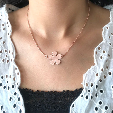 Fleur Necklace