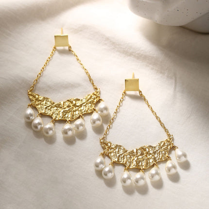 Maharani Pearl Glow Earrings