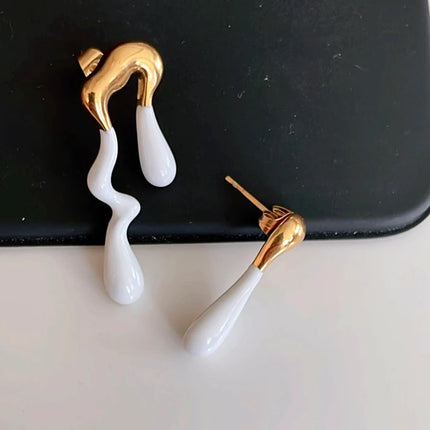 Droplet Earrings